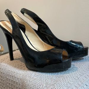 Women’s size 8.5 Worthington Black stilettos